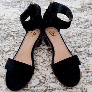Candie's Tassel Black Heeled Sandals. Size 7.5